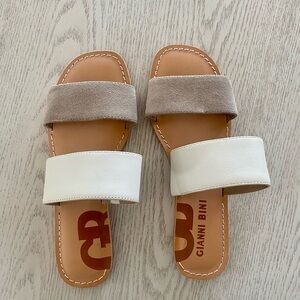 Gianni Bini double strap leather sandals, taupe size 6